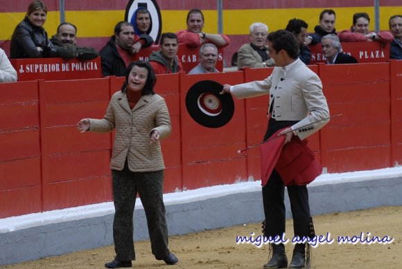 festival taurino a beneficio de la asociacion de sindrome de dow